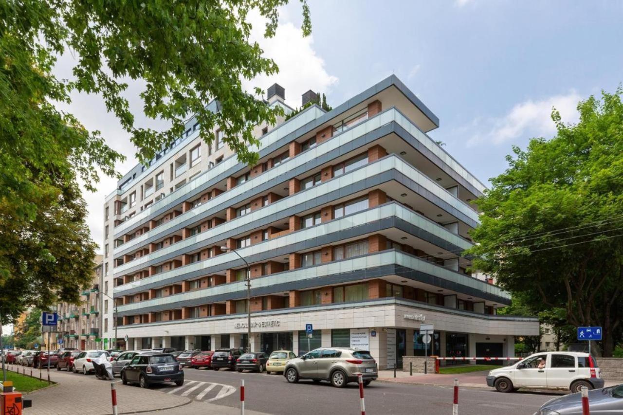 Modern Apartment With Pool Near Golden Terraces 바르샤바 외부 사진